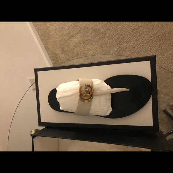 Brand New GUCCI sandals - Picture 3 of 5